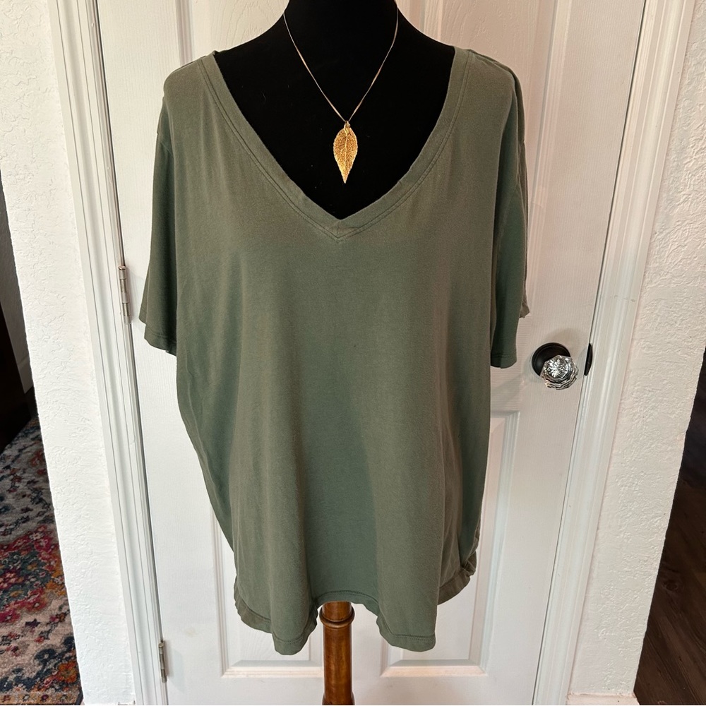 Ava & Viv 100% Cotten V-Neck T-Shirt | Olive Green | Size XXL - Picture 2 of 5